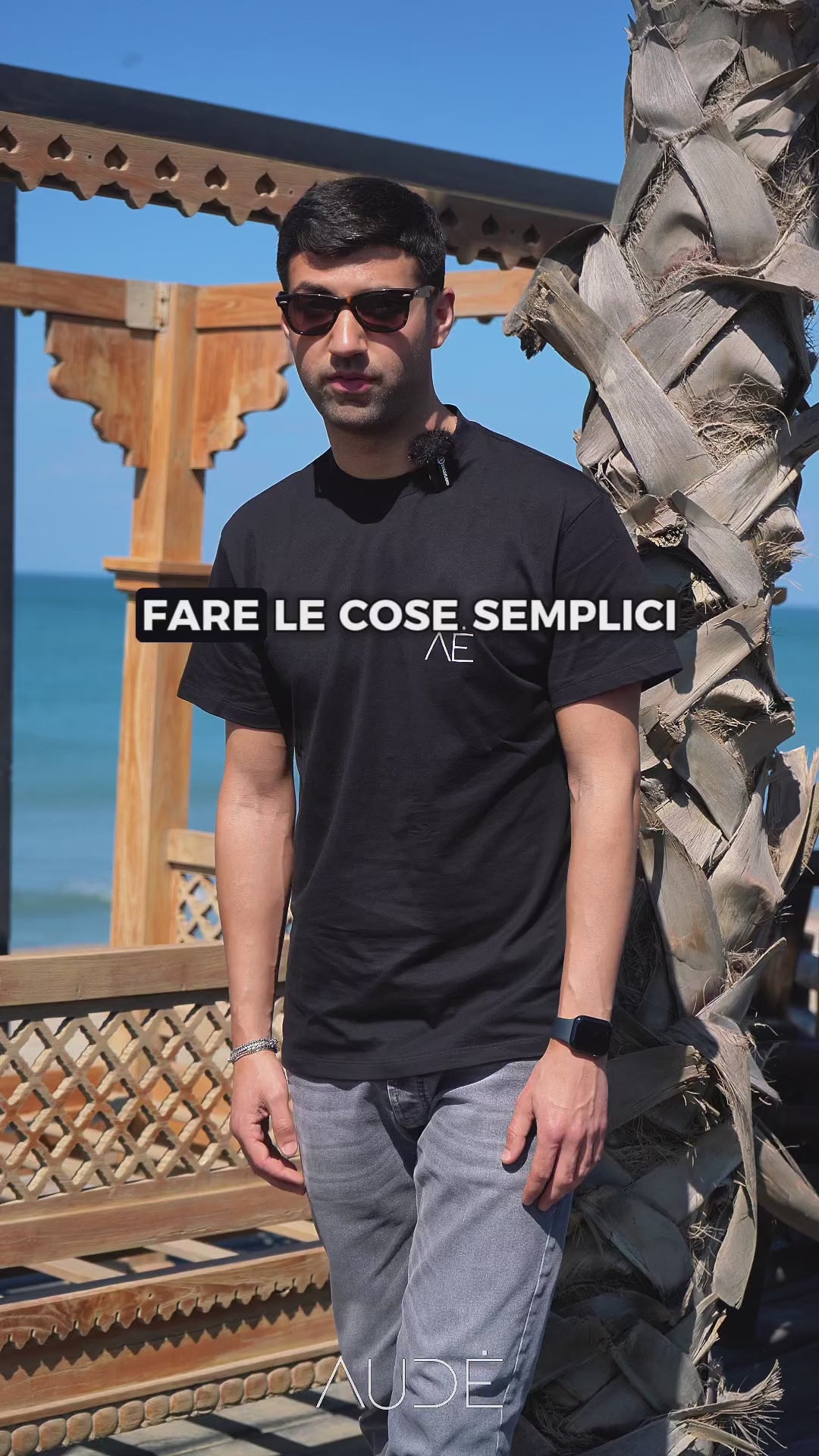 Carica il video: 